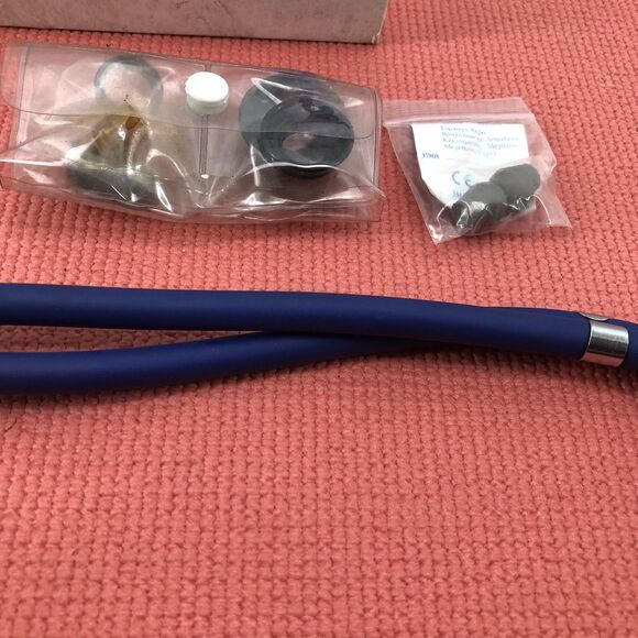 ADC ADSCOPE STETHOSCOPE 603BK ADULT 30" Blue - Picture 5 of 6